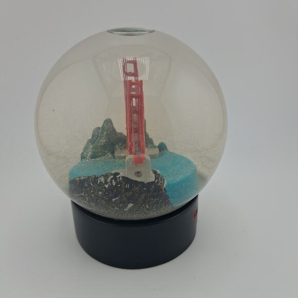 Golden Gate Bridge Fog Globe San Francisco Snowglobe Rare & Beautiful Decoration - Picture 4 of 7